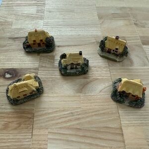 Leonardo Miniature House Collection Vintage Rare Small Collectible Cottages